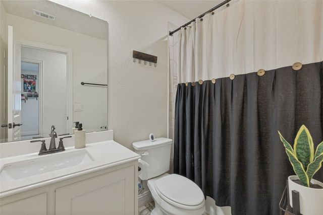 127 Woodlands Way, Balch Springs, TX 75181