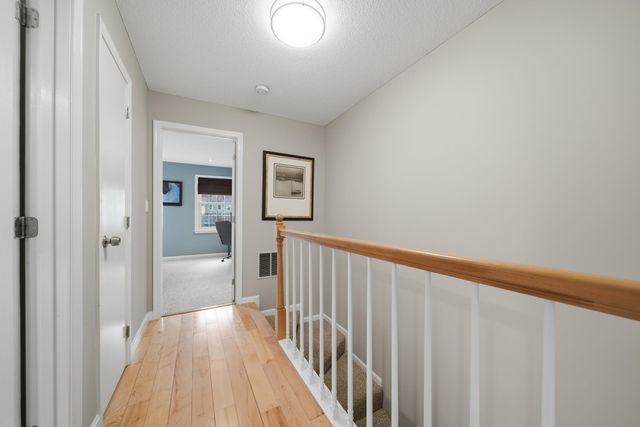 424 Fox Hollow Way, Manchester, NH 03104