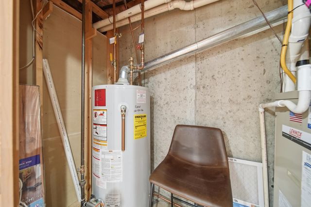 424 Fox Hollow Way, Manchester, NH 03104