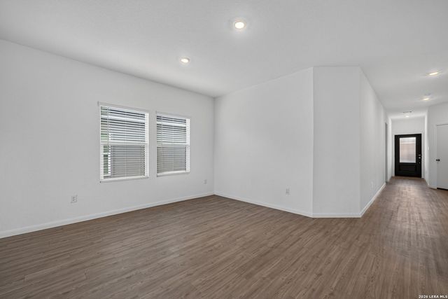 14911 Rhyolite Way, Elmendorf, TX 78112