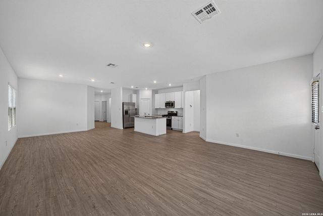 14911 Rhyolite Way, Elmendorf, TX 78112