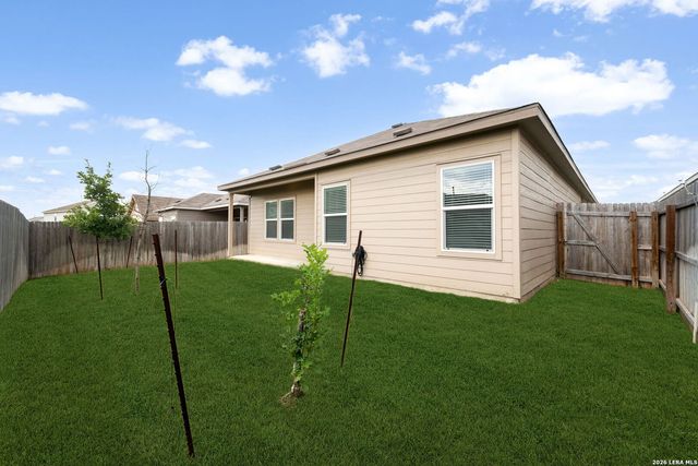 14911 Rhyolite Way, Elmendorf, TX 78112