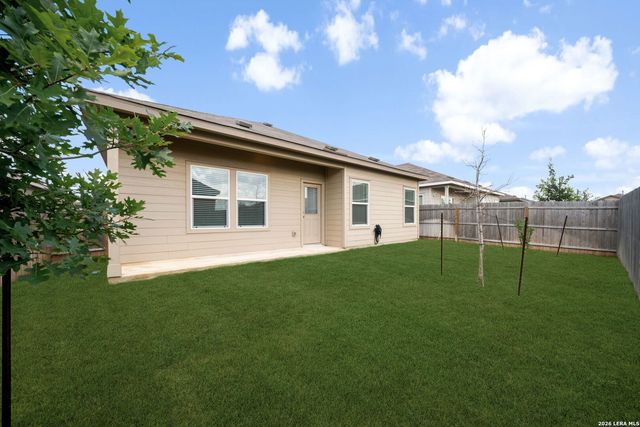 14911 Rhyolite Way, Elmendorf, TX 78112
