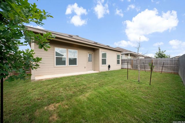 14911 Rhyolite Way, Elmendorf, TX 78112
