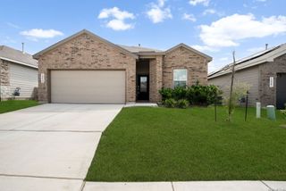 14911 Rhyolite Way, Elmendorf, TX 78112