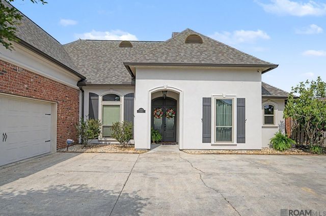 30969 Concord Dr, Walker, LA 70785