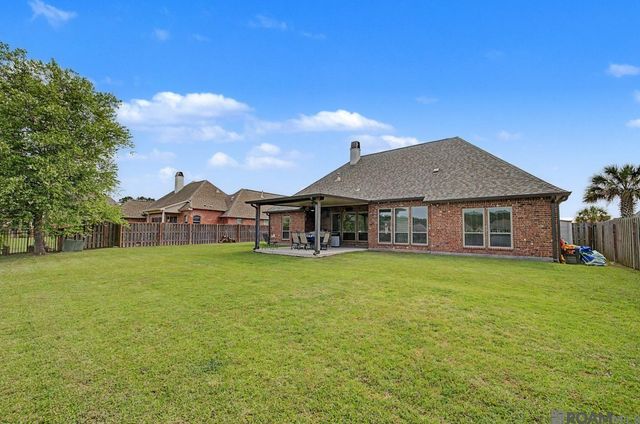 30969 Concord Dr, Walker, LA 70785