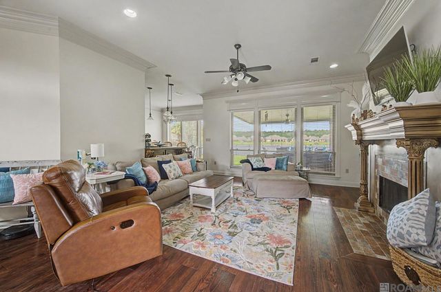 30969 Concord Dr, Walker, LA 70785