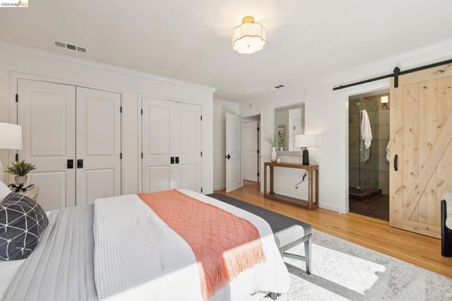 4450 4450 Turner Ave, Oakland, CA 94605