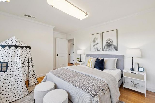 4450 4450 Turner Ave, Oakland, CA 94605