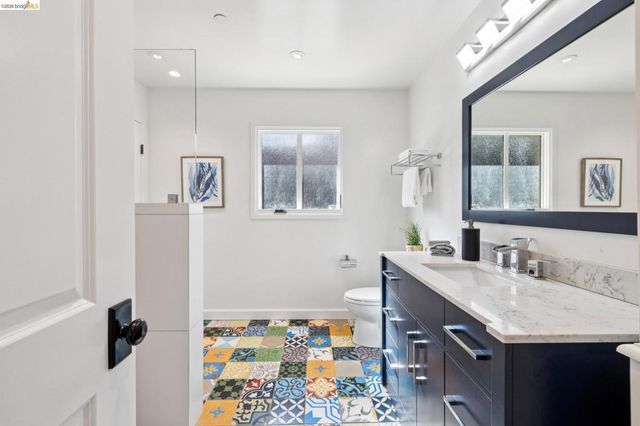 4450 4450 Turner Ave, Oakland, CA 94605