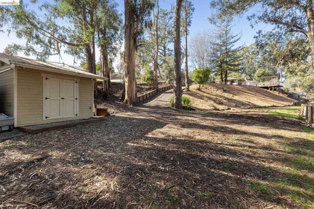 4450 4450 Turner Ave, Oakland, CA 94605