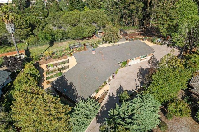 4450 4450 Turner Ave, Oakland, CA 94605