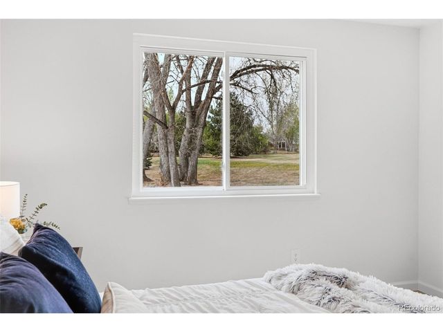 179 W Sycamore Ln, Louisville, CO 80027