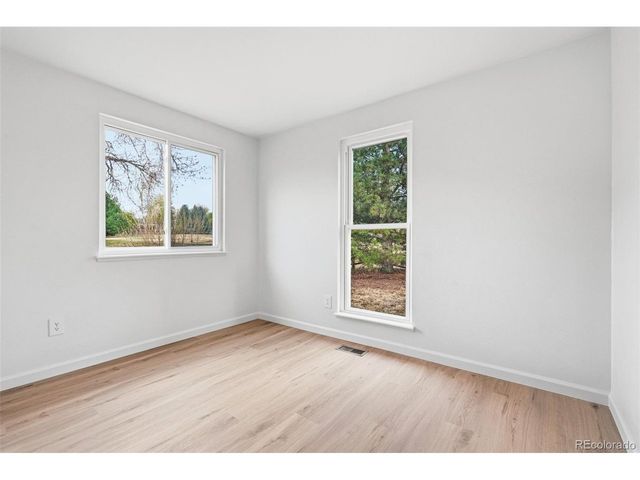 179 W Sycamore Ln, Louisville, CO 80027