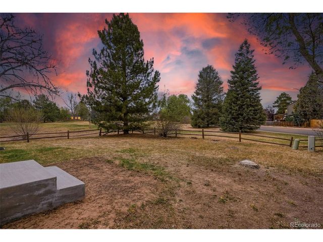 179 W Sycamore Ln, Louisville, CO 80027