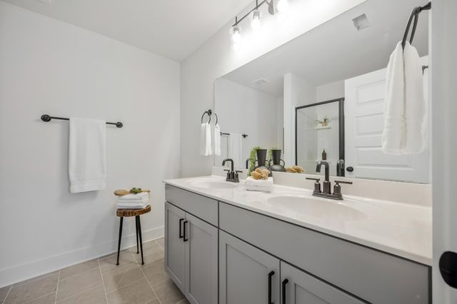 1598 S Watkins Street, Chattanooga, TN 37404