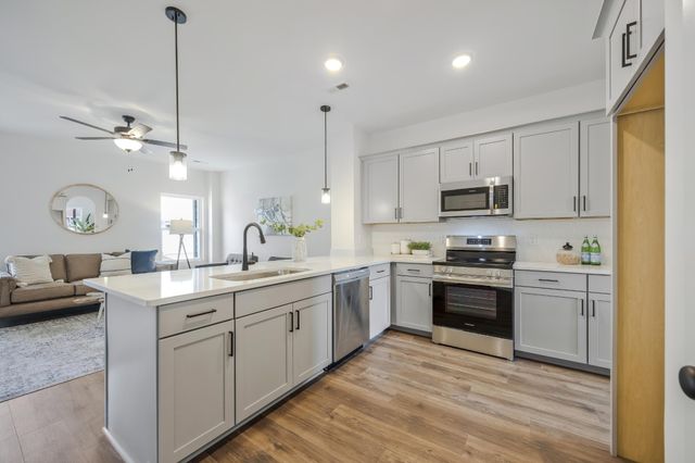 1598 S Watkins Street, Chattanooga, TN 37404