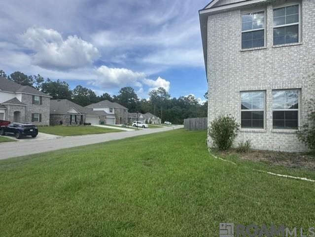 30746 Pine Grove Dr, Denham Springs, LA 70726