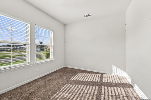 30746 Pine Grove Dr, Denham Springs, LA 70726