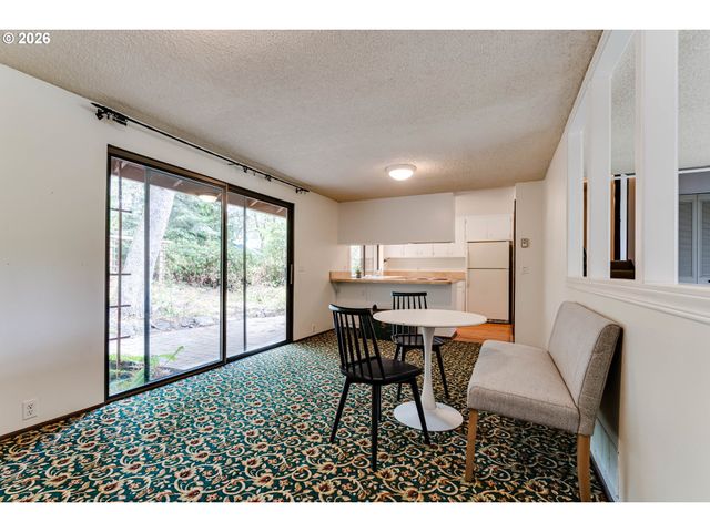 5020 SAXON Way, Eugene, OR 97405