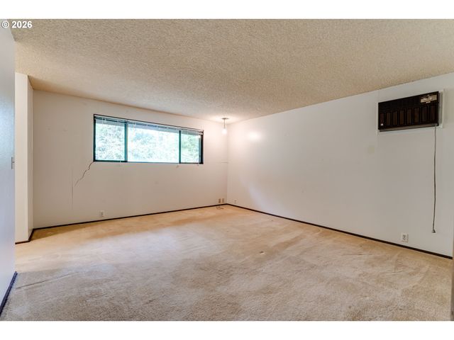 5020 SAXON Way, Eugene, OR 97405
