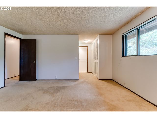 5020 SAXON Way, Eugene, OR 97405