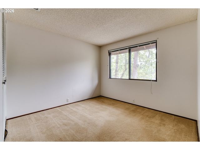 5020 SAXON Way, Eugene, OR 97405