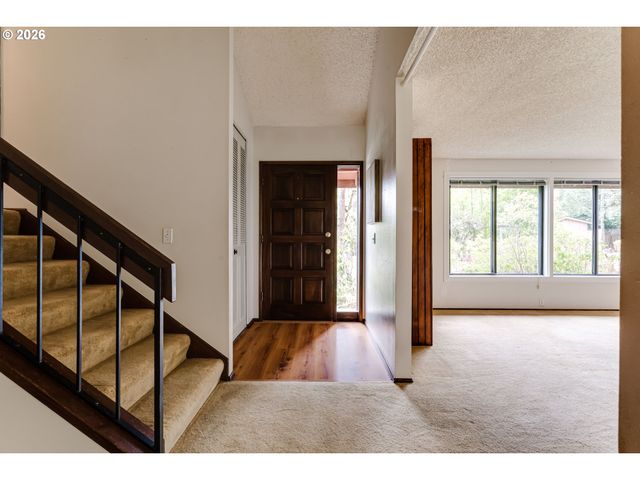 5020 SAXON Way, Eugene, OR 97405