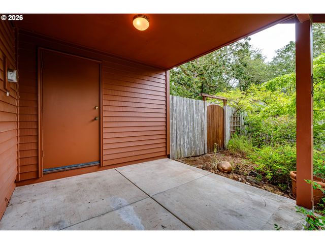 5020 SAXON Way, Eugene, OR 97405