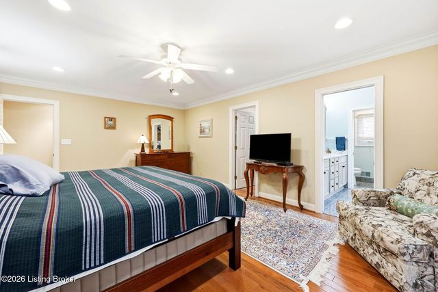 718 Talon Pl, Louisville, KY 40223