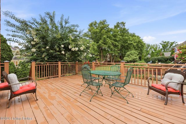 718 Talon Pl, Louisville, KY 40223