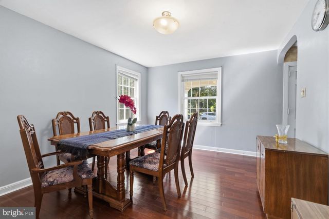 1102 ORLEANS RD, Cheltenham, PA 19012