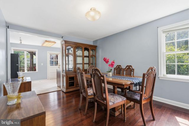 1102 ORLEANS RD, Cheltenham, PA 19012