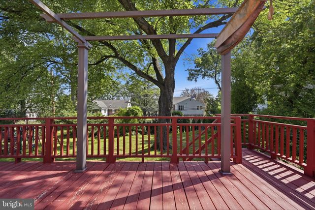 1102 ORLEANS RD, Cheltenham, PA 19012
