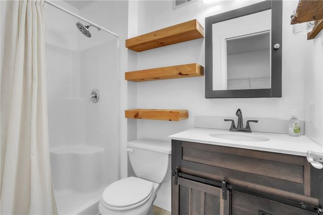 844 Hawk Valley Drive, Allegheny Twp, PA 15656