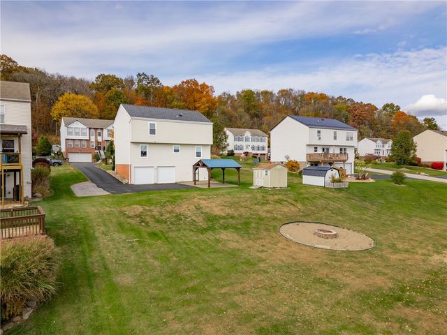 844 Hawk Valley Drive, Allegheny Twp, PA 15656
