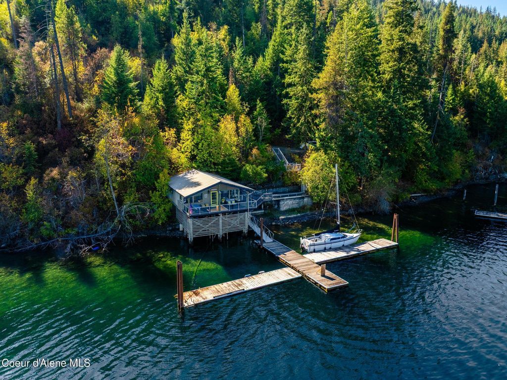 5727 S ODELIN LN, Harrison, ID 83833 photo 25