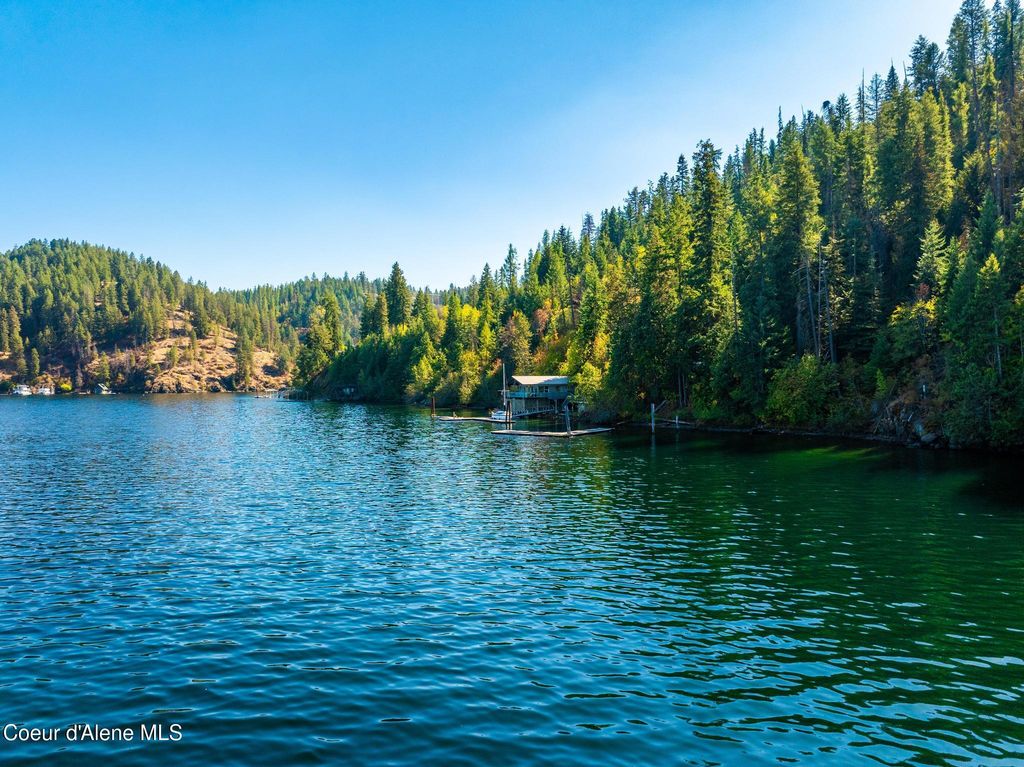 5727 S ODELIN LN, Harrison, ID 83833 photo 30