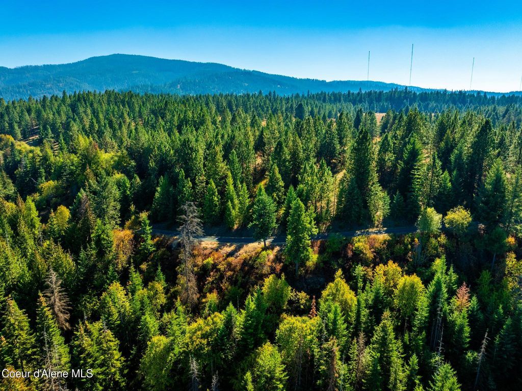 5727 S ODELIN LN, Harrison, ID 83833 photo 40