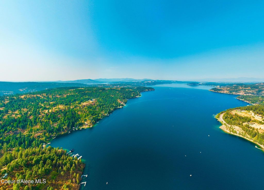 5727 S ODELIN LN, Harrison, ID 83833 photo 7