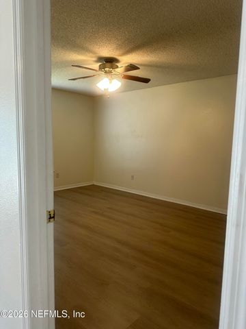 13735 DEVAN LEE Drive E, Jacksonville, FL 32226