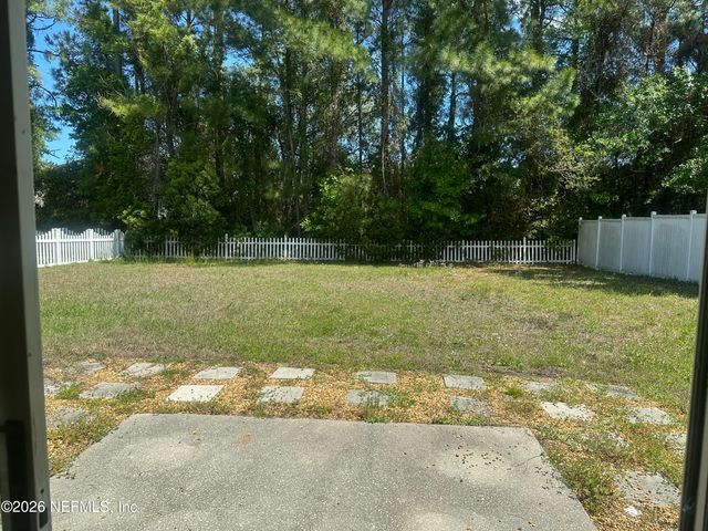 13735 DEVAN LEE Drive E, Jacksonville, FL 32226