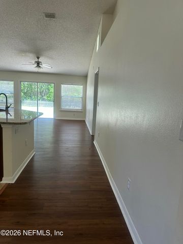 13735 DEVAN LEE Drive E, Jacksonville, FL 32226