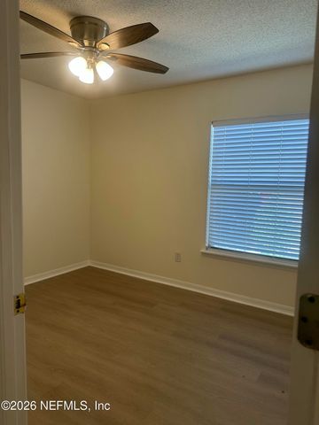 13735 DEVAN LEE Drive E, Jacksonville, FL 32226