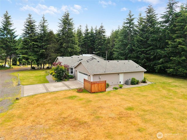 3995 SW Cimmarron Lane, Port Orchard, WA 98367