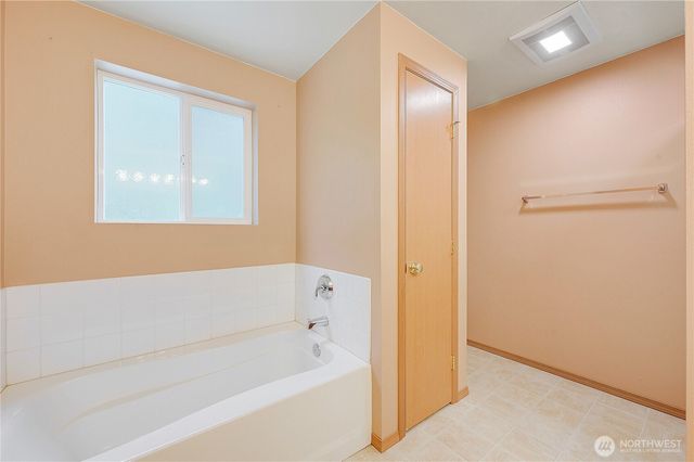 3995 SW Cimmarron Lane, Port Orchard, WA 98367