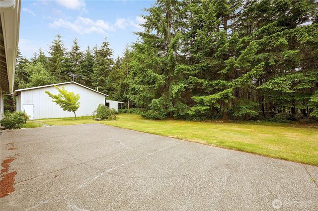 3995 SW Cimmarron Lane, Port Orchard, WA 98367