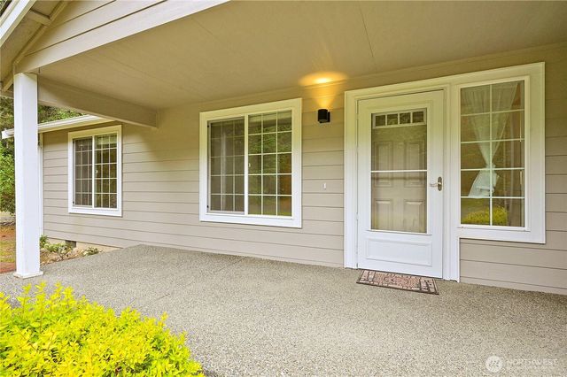 3995 SW Cimmarron Lane, Port Orchard, WA 98367