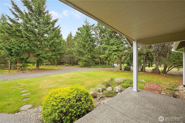 3995 SW Cimmarron Lane, Port Orchard, WA 98367